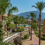 Bright 3-bedroom With Sunset Views *