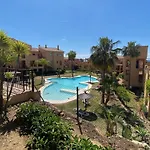 Apartment Bright 3-bedroom With Sunset Views *